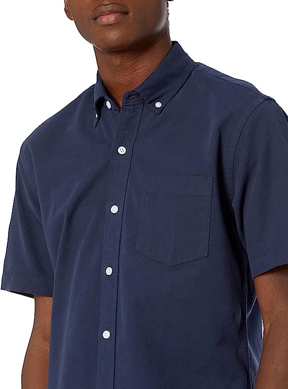 Amazon Essentials Men's Regular-Fit Short-Sleeve Pocket Oxford Shirt